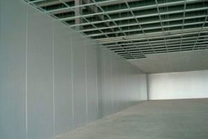 Thi Công Vách Panel Nhà Xưởng Vach Ngan Panel Eps Cach Nhiet 300x223 3