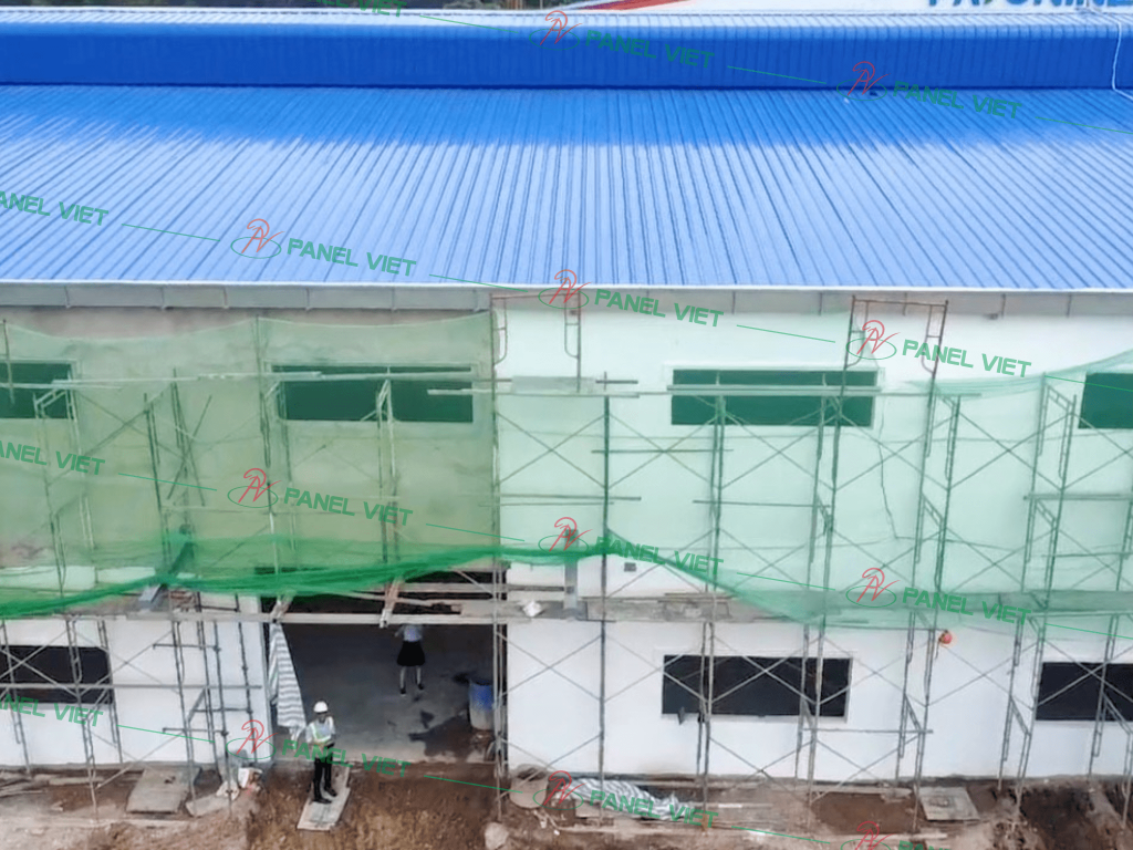 Mái Panel Rockwool Chống Cháy 