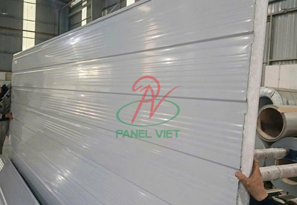 vách ngăn panel EPS làm phòng y tế